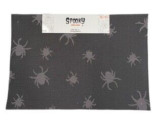 SPOOKY HOLLOW Dinner Placemats 4 Pack Spider Print Halloween Black White 19"x13"